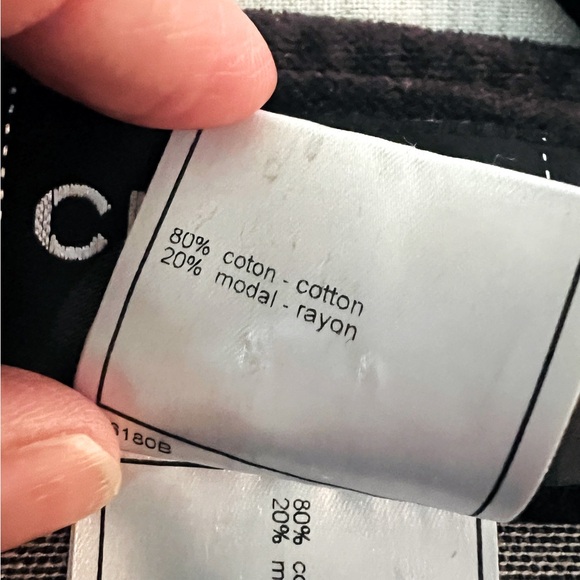 Chanel collarless velour jacket. Size 38 (M) - Picture 10 of 11